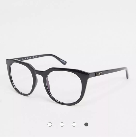 Quay Scrollin unisex blue light glasses in black - Picture 3 of 7